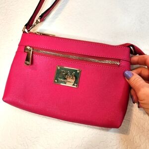 Robert Matthew Elegant Pink Wristlet Leather‎ Clutch